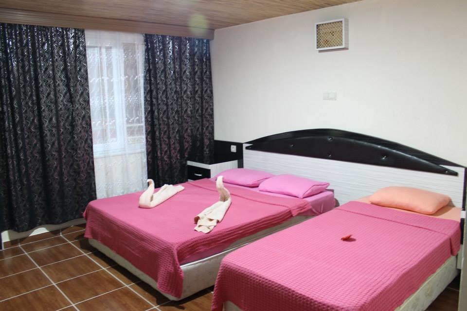 Esmeralda Apart Butik Otel คิซิลอท ภายนอก รูปภาพ